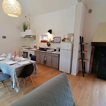 Avec Vue Foret - Piscine Partagee 別荘