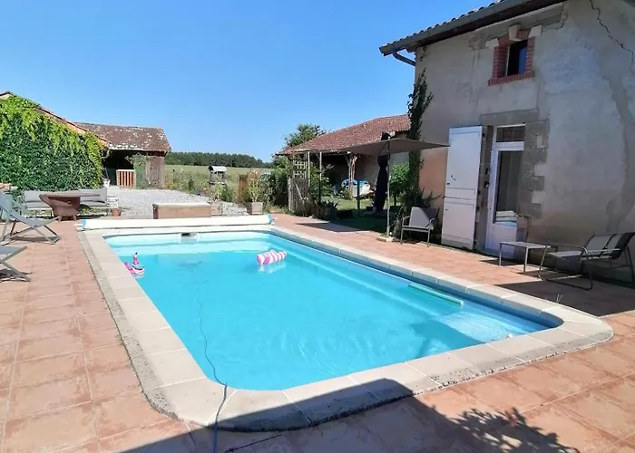 Avec Vue Foret - Piscine Partagee 펜션 *